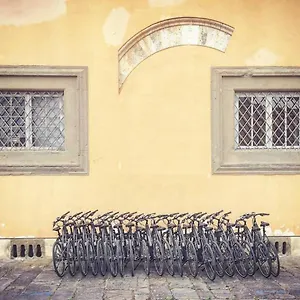 https://the-galileo-apartment.it-tuscanyhotel.com