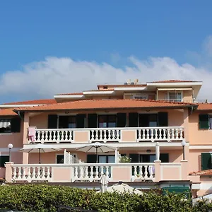 Del Prado Aparthotel Riva Ligure