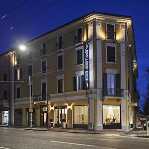 Boutique Liberty 1904 Отель Болонья