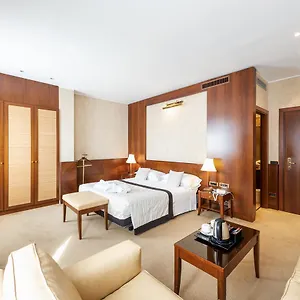 4* Отель Ascot