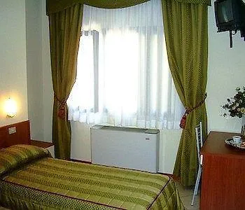 Hotel San Siro Fiera Милан